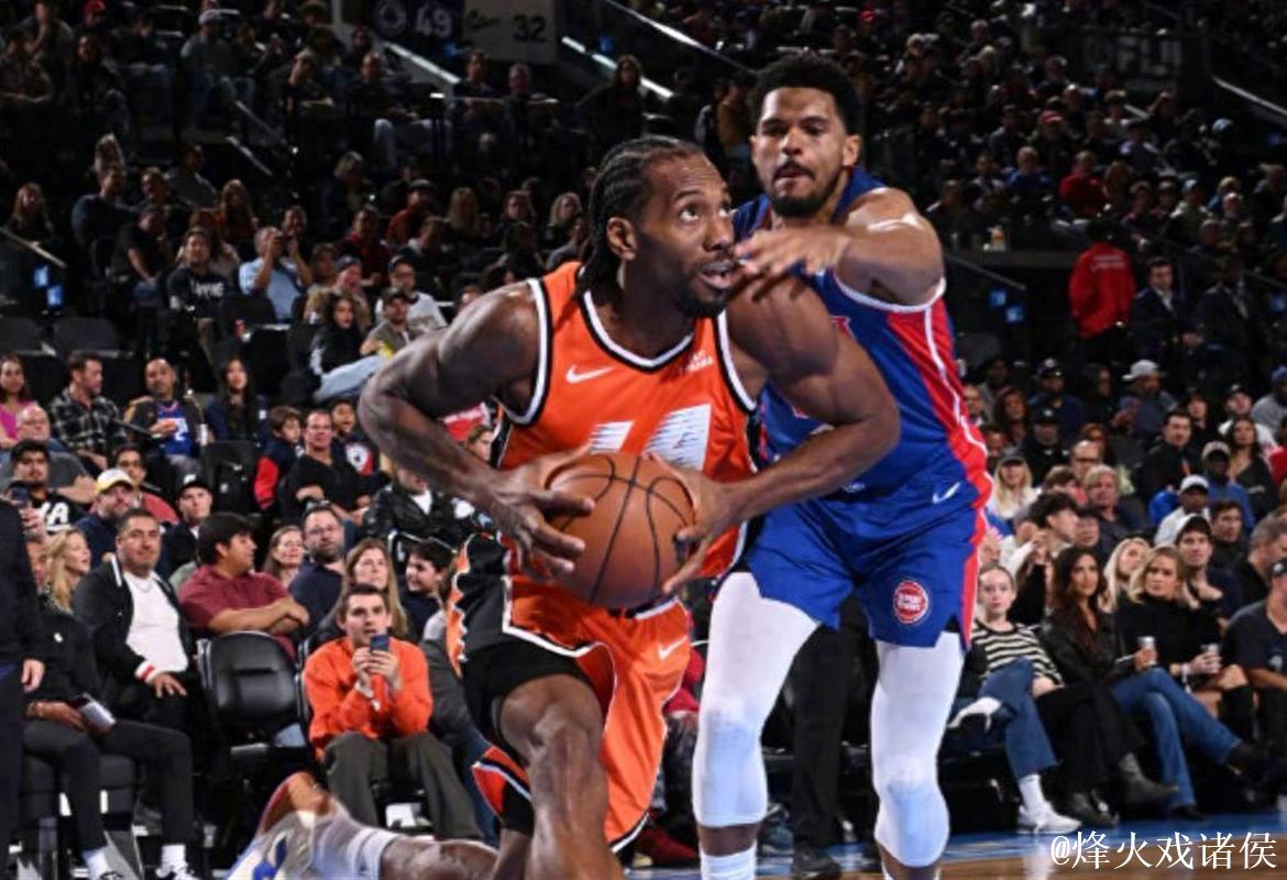 莱昂纳德狂砍55分平队史纪录 快船击败活塞豪取四连胜 莱昂纳德狂砍55分平队史纪录 快船击败活塞豪取四连胜